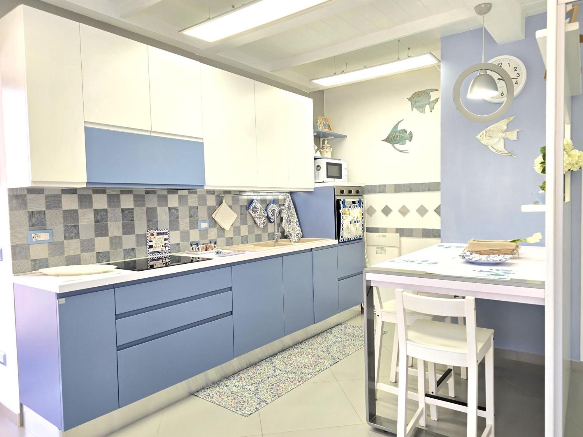 Starview Apartment - Comfy Apt By The Center Віко-Екуенсе Екстер'єр фото